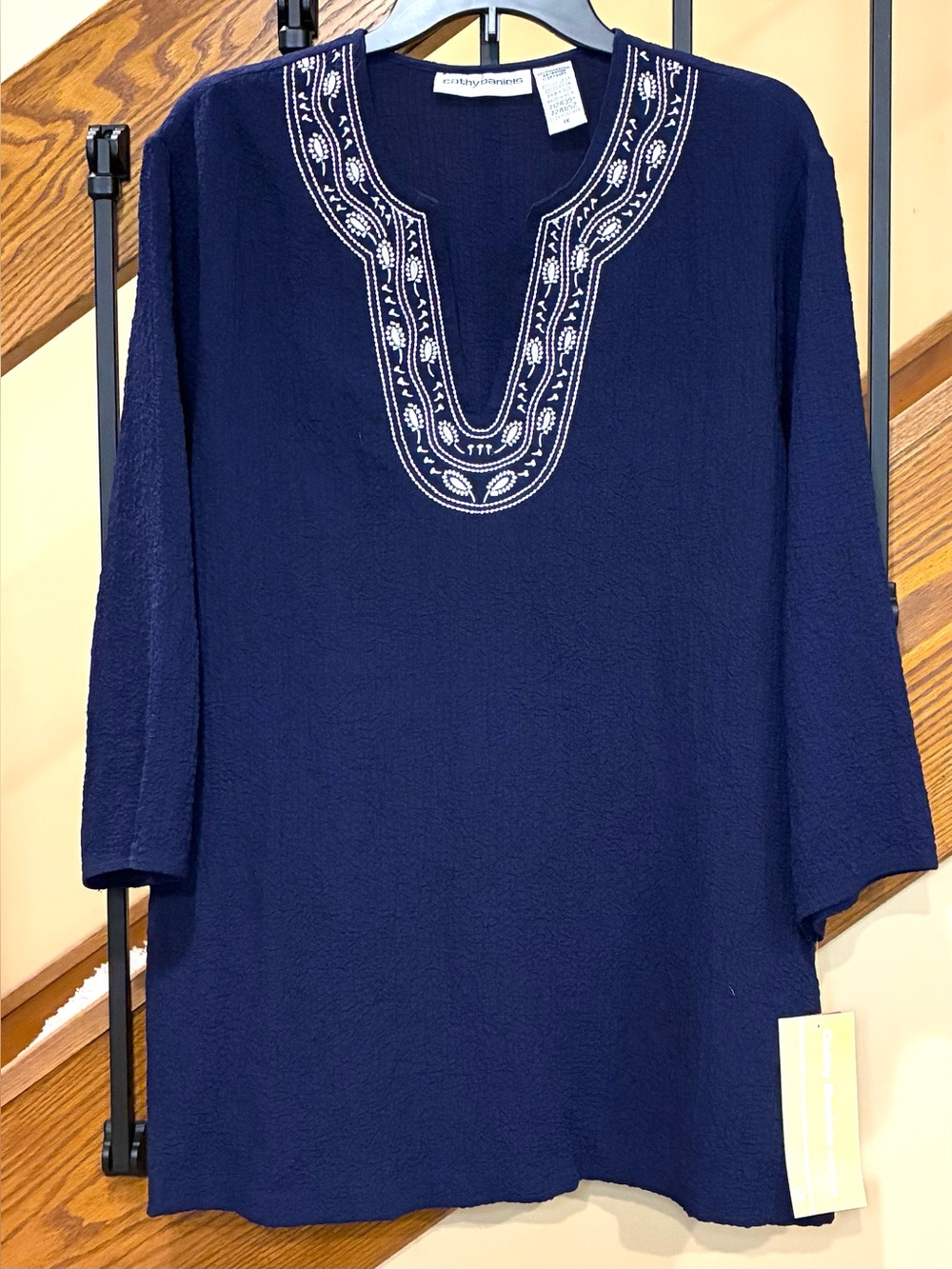 Cathy Daniels Blouse Embroidered Split Neck Stretch 3/4 Sleeve Navy SZ.1X NWT